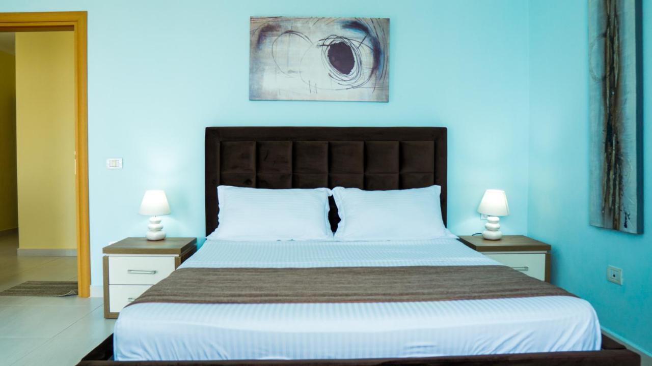 Eka Luxury Apartments Durrës Esterno foto